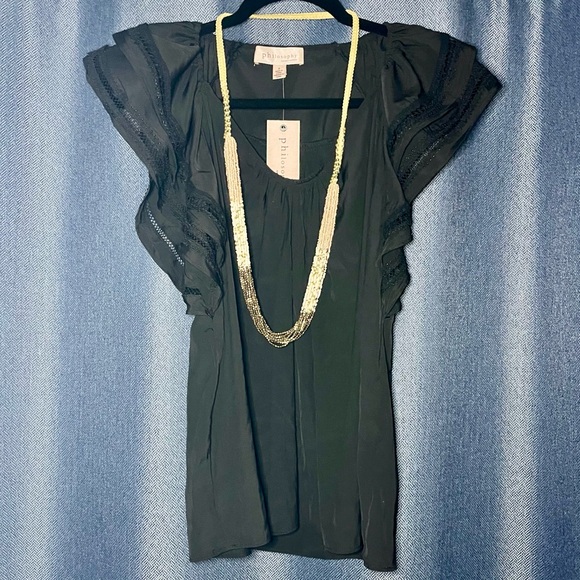 Philosophy Tops - Philosophy V-neck blouse with double layered wavy cap sleeves in black.